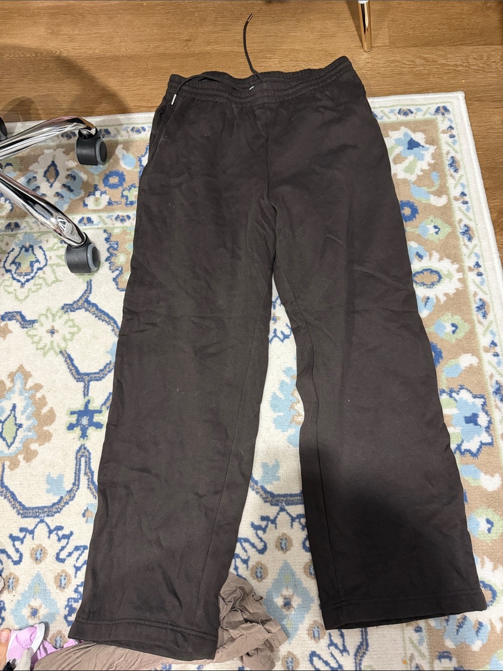H&M Brown sweats